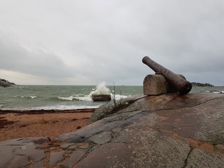 Aallokkoa merellä