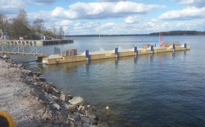 Yhteysaluslaituri Helsinki